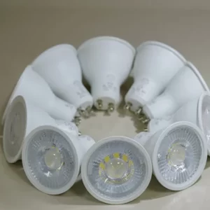 لامپ هالوژن 7 وات لنزدار رونیا پایه استارتی